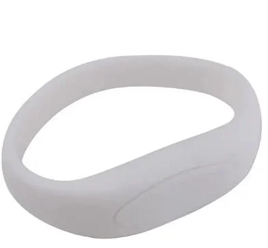 Wholesale/Supplier Personalized Silicone USB Bracelet