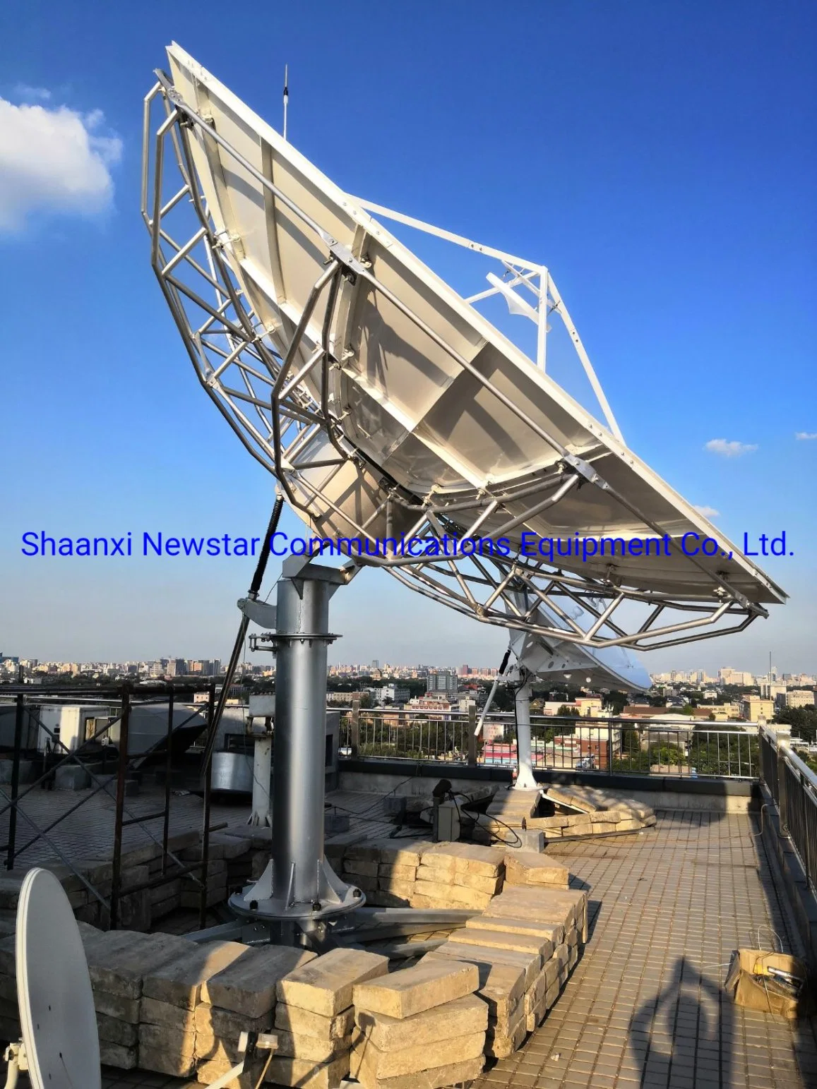 4.5m Manual Ring Focus Parabolic Satellite Earth Station Communication Antenna