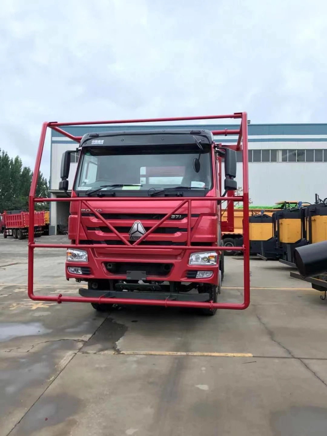 Sinotruck Sinotruk Log Bee-Keeper móveis do veículo de transporte de carga/descarga do transportador de registro/Tipping/pesado / Madeira Especiais