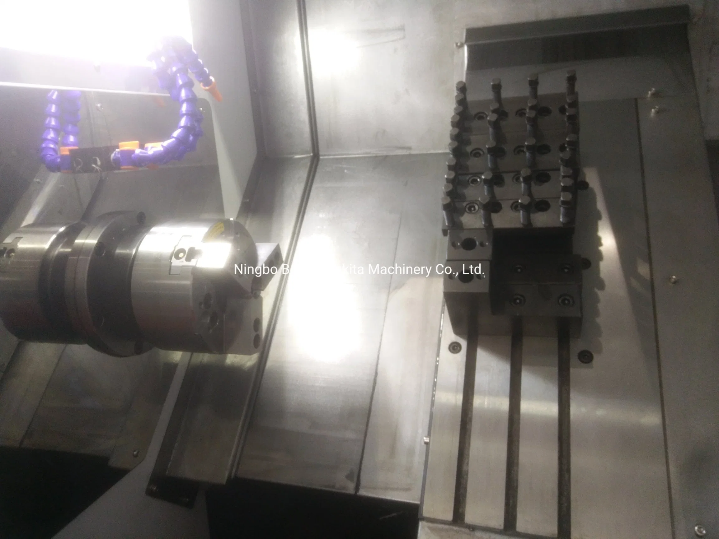 El Guid inclinado camino Centro de Torneado CNC Manipulador de torno corte de metales