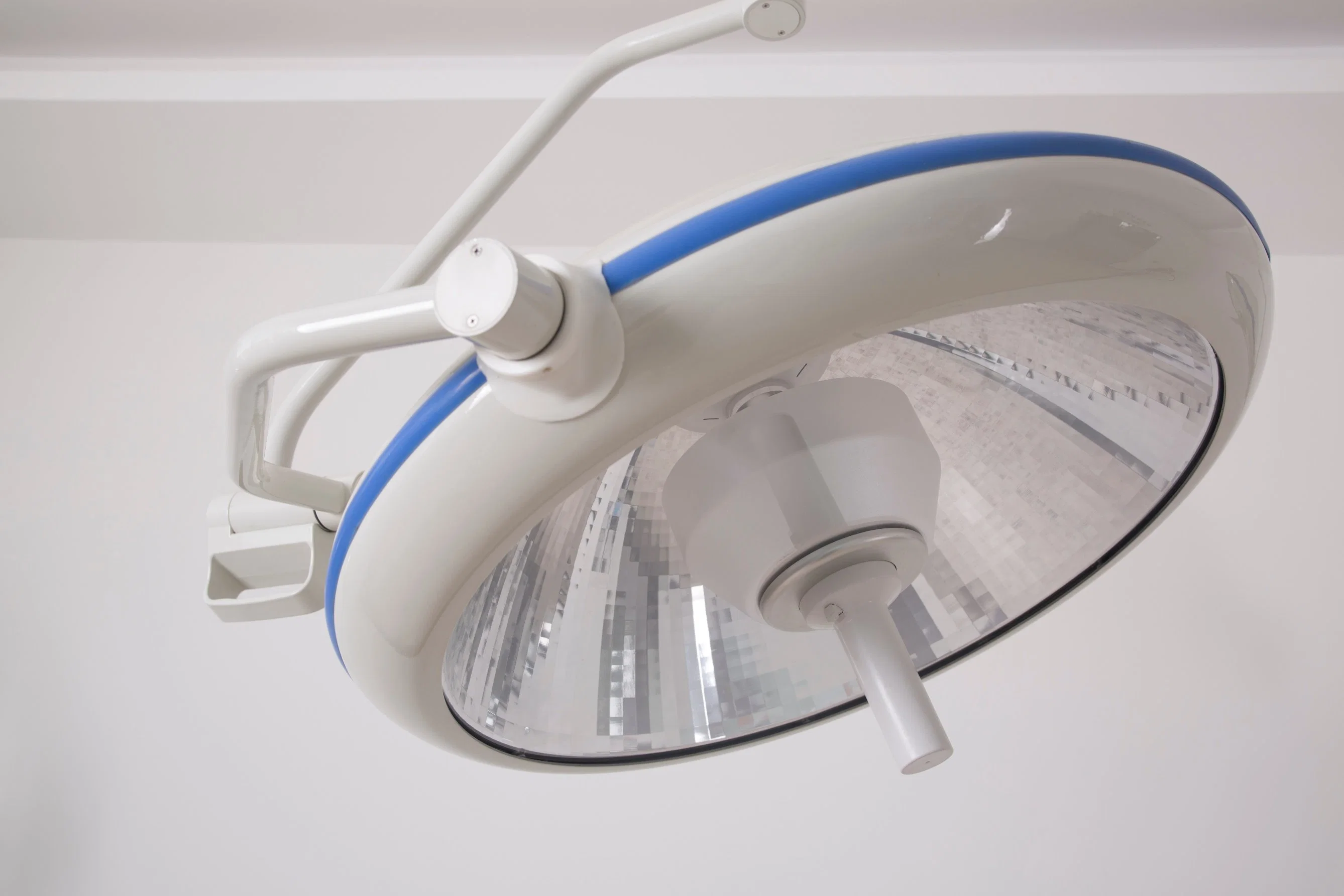 Micare E500 Cúpula único tipo de techo LED Dental luz quirúrgica