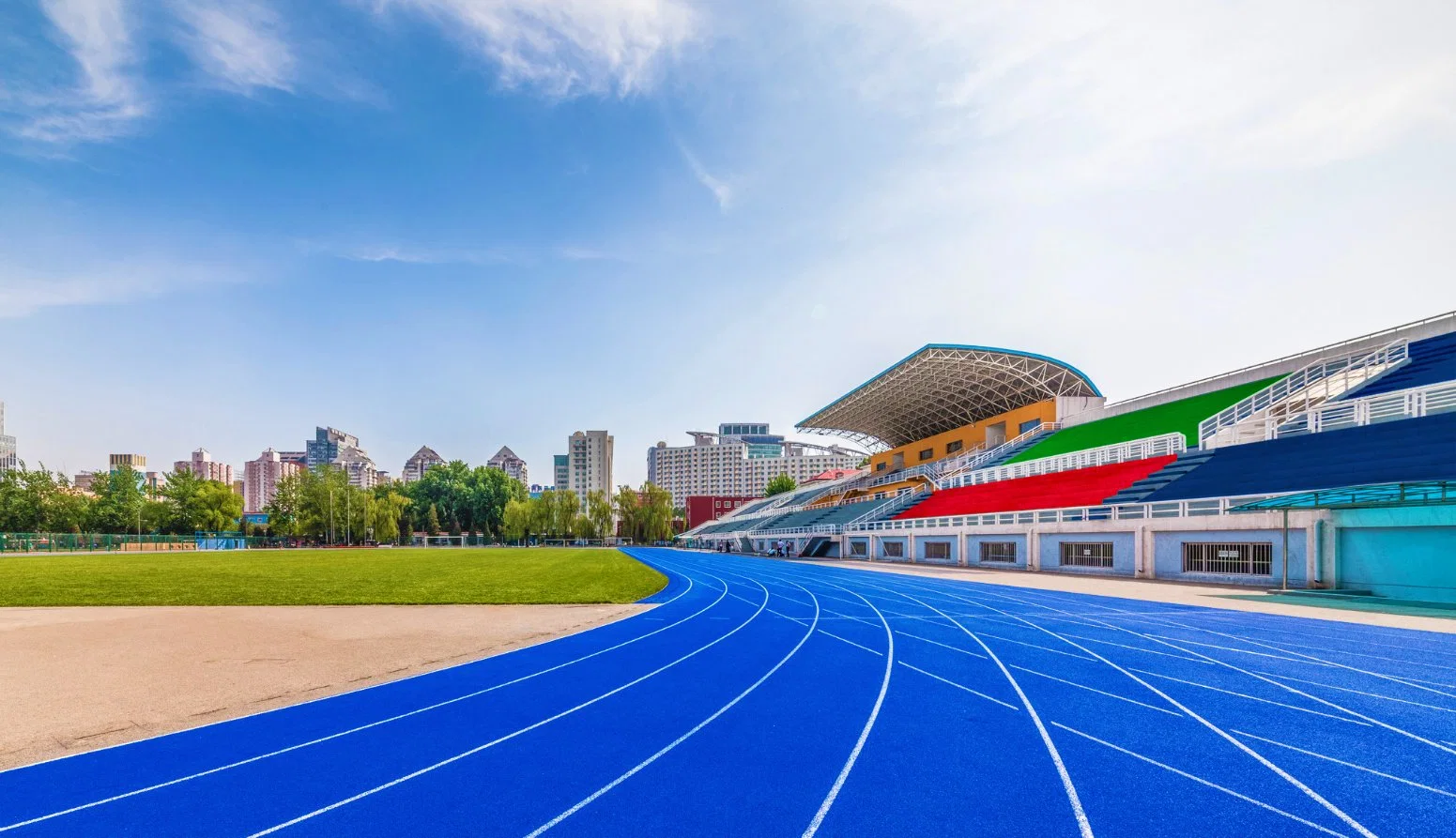 Fácil de instalar el paquete de rodadura prefabricados SBR caucho EPDM de profesionales de la IAAF mejor calidad de pista de atletismo