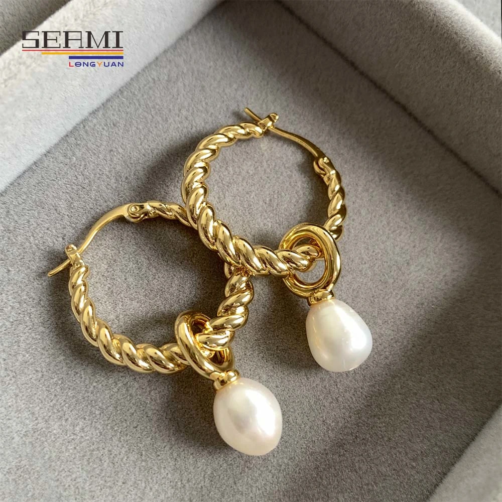 Stylish Twisted Hoop Women Gold Drop Earrings with Baroque Pearl