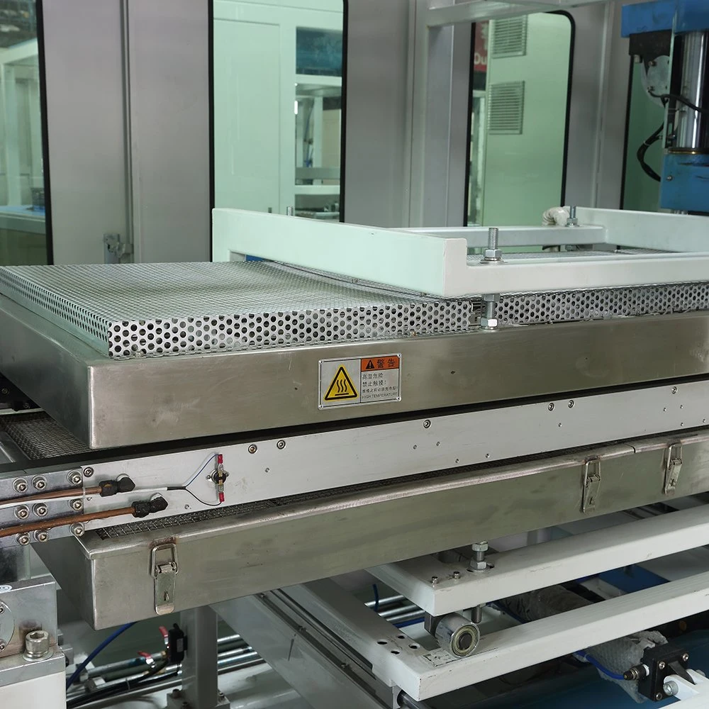 Heating, Forming, Punching, Cutting, Stacking as One Automatic Pet Plastic Roll Thermoforming Machine for Making Hardware Tray