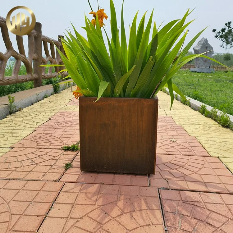 Simple Design Rectangular Rusty Garden Decoration Flower Pot