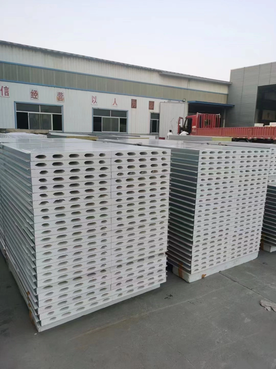 Hot Manufacturer Price Custom Waterproof Windproof Veneer Wall System PU Rock Wool Sandwich Panel for Sale