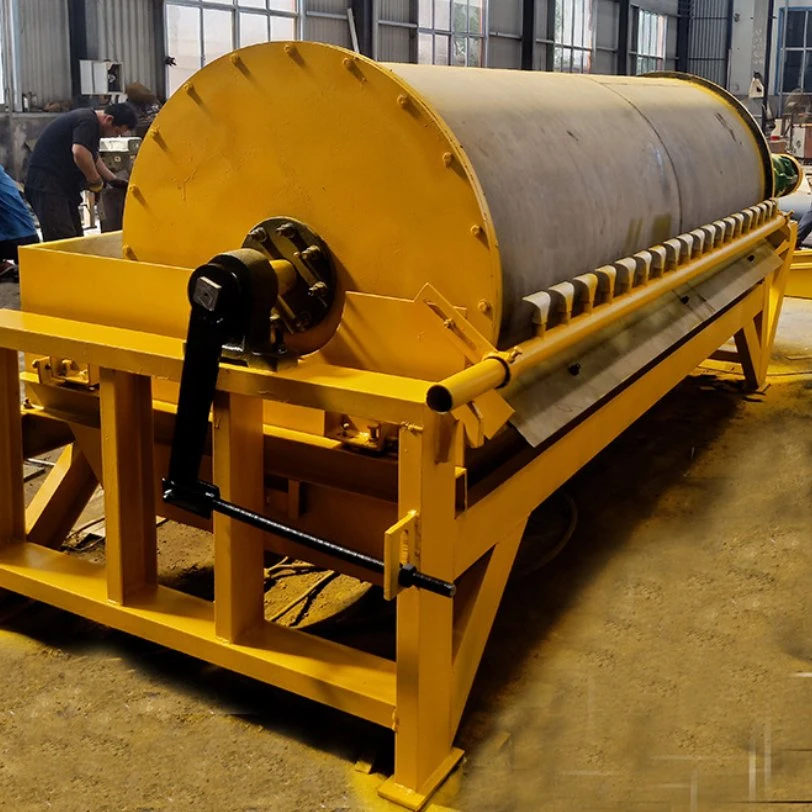 Factory Customized Mining Machinery, Permanent Magnetic Movable Dry Separator, Limonite Removal Dry Separation Equipment