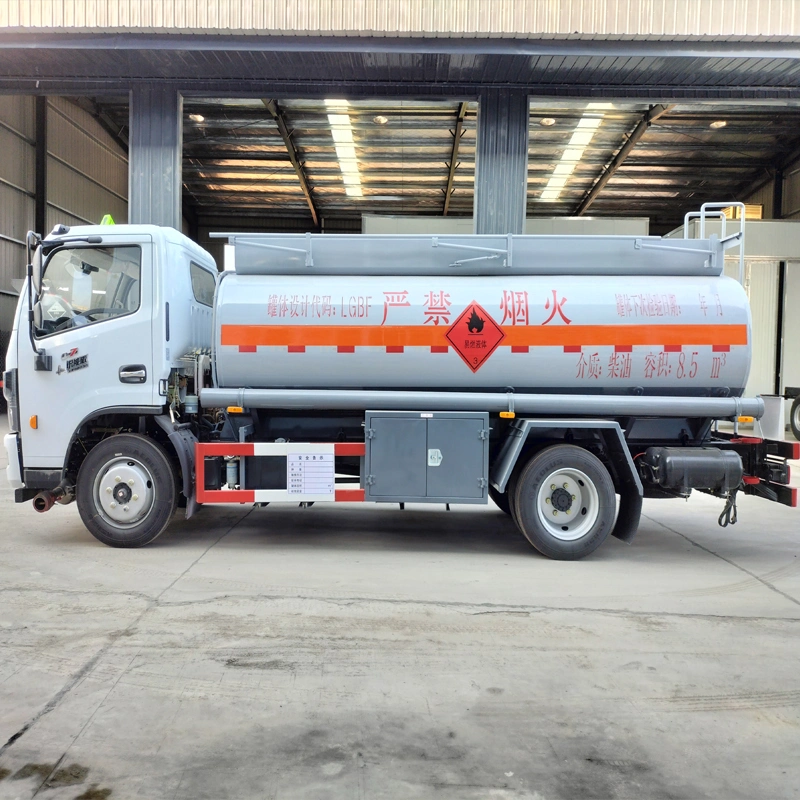 China Dongfeng HOWO Marke populäre Carbon Stahl Kraftstoff Transport Fahrzeug 9000 Liter 10000 Liter Kraftstoff Lkw Benzin / Öl / Benzin / Diesel Tankwagen