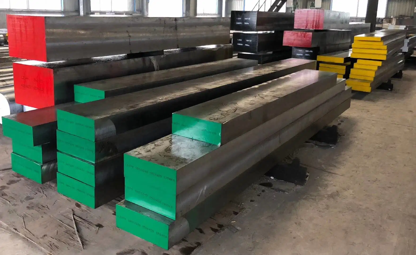 Carbon/ Factory Price/430/S235/R/S355jr/4140/1060/6061/Ss400/Q235B Q355b/Copper/Square/Flat/Cold Drawn/Hot DIP Galvanized/Bearing/Alloy/Steel Bar