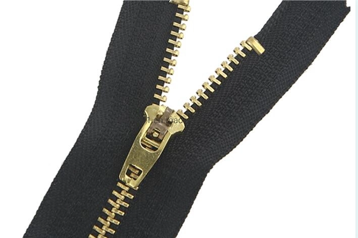 Wholesale/Supplier No. 3# Close End Brass Teeth Metal Zipper for Jeans Jacket Coat Matel Zipper for Denim