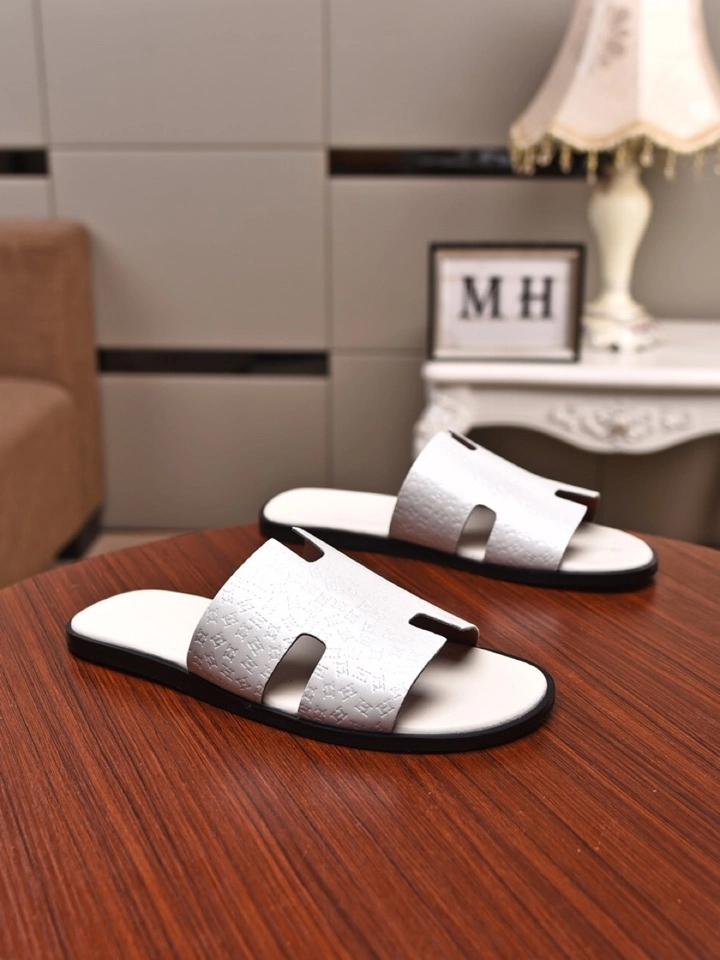 Luxury Designer Hemes's Slipper Herme Fashion Sandals 2023 Genuine Leather H Men Summer Flat Slides Ladies Beach Sandal Jelly Slippers
