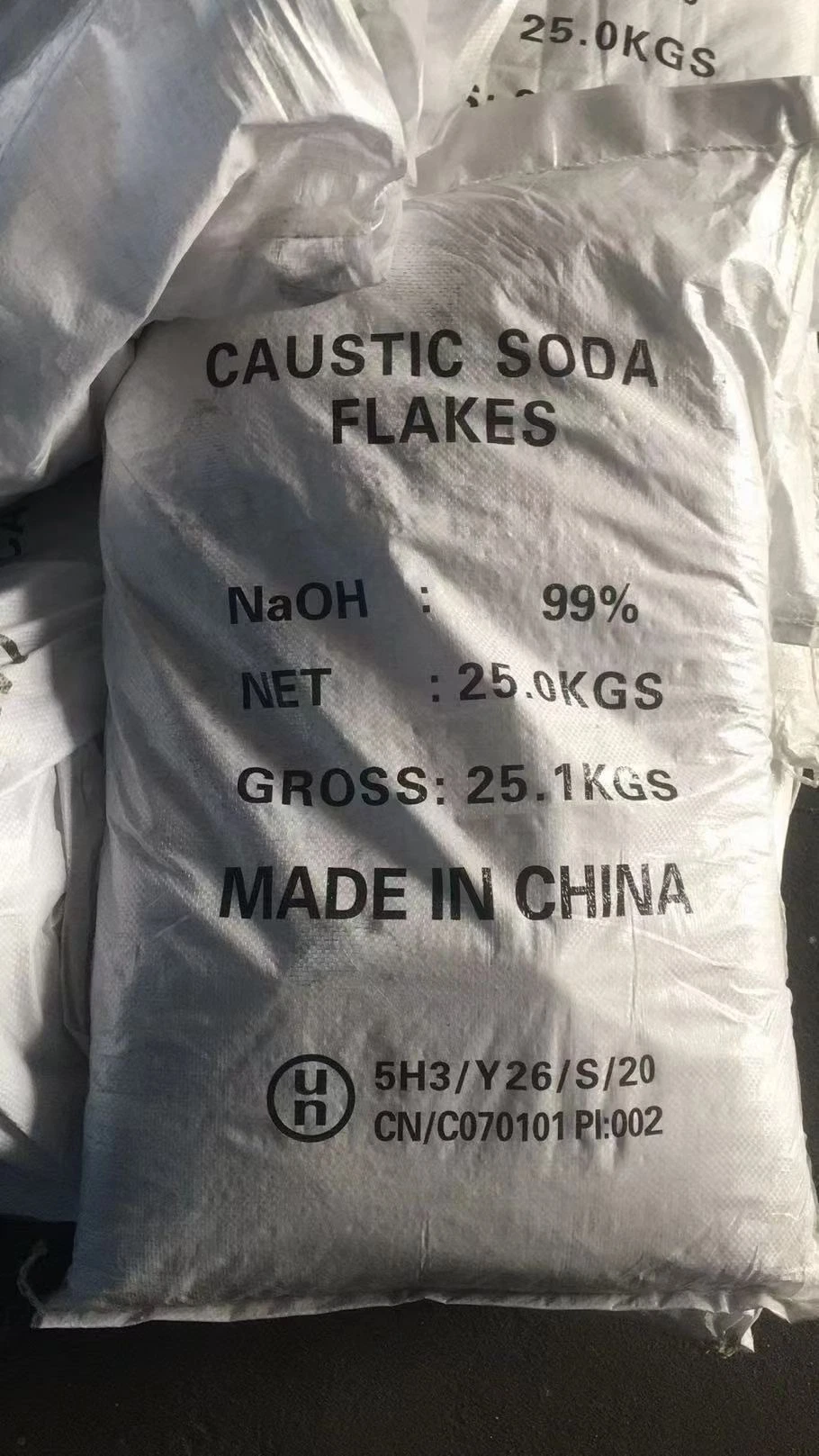 Factory Supply with Competitive Price Caustic Soda/Caustic Soda Pearls 99% Naoh