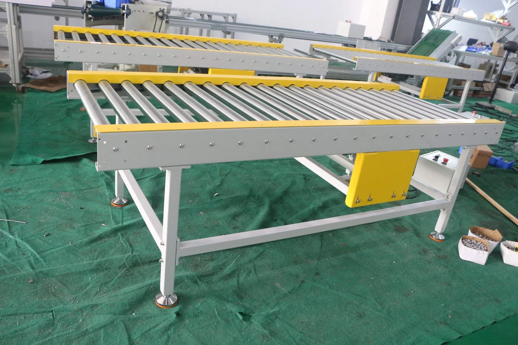 Sorter Conveyor, Carton Case Conveyors, Logistic Package Case Sorting Conveyor System OEM ODM