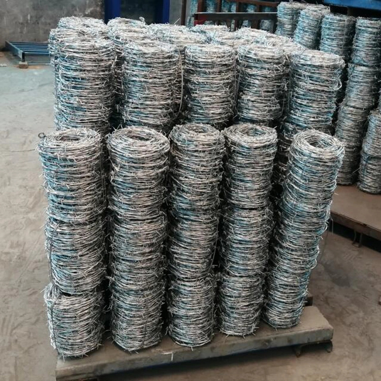 Hot Dipped Galvanized Alambre De Puase Low Price Barbed Wire Fence Roll