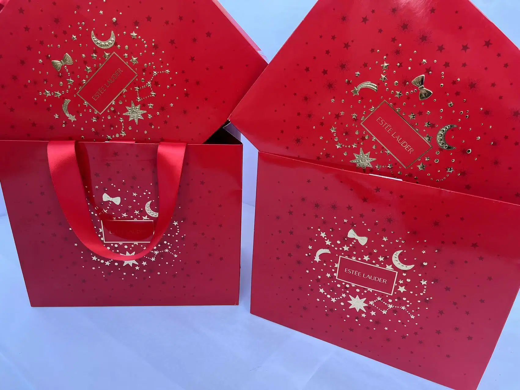 Impresos personalizados de papel comercial bolsa de regalo Regalo de lujo bolsas de papel de la bolsa de maquillaje