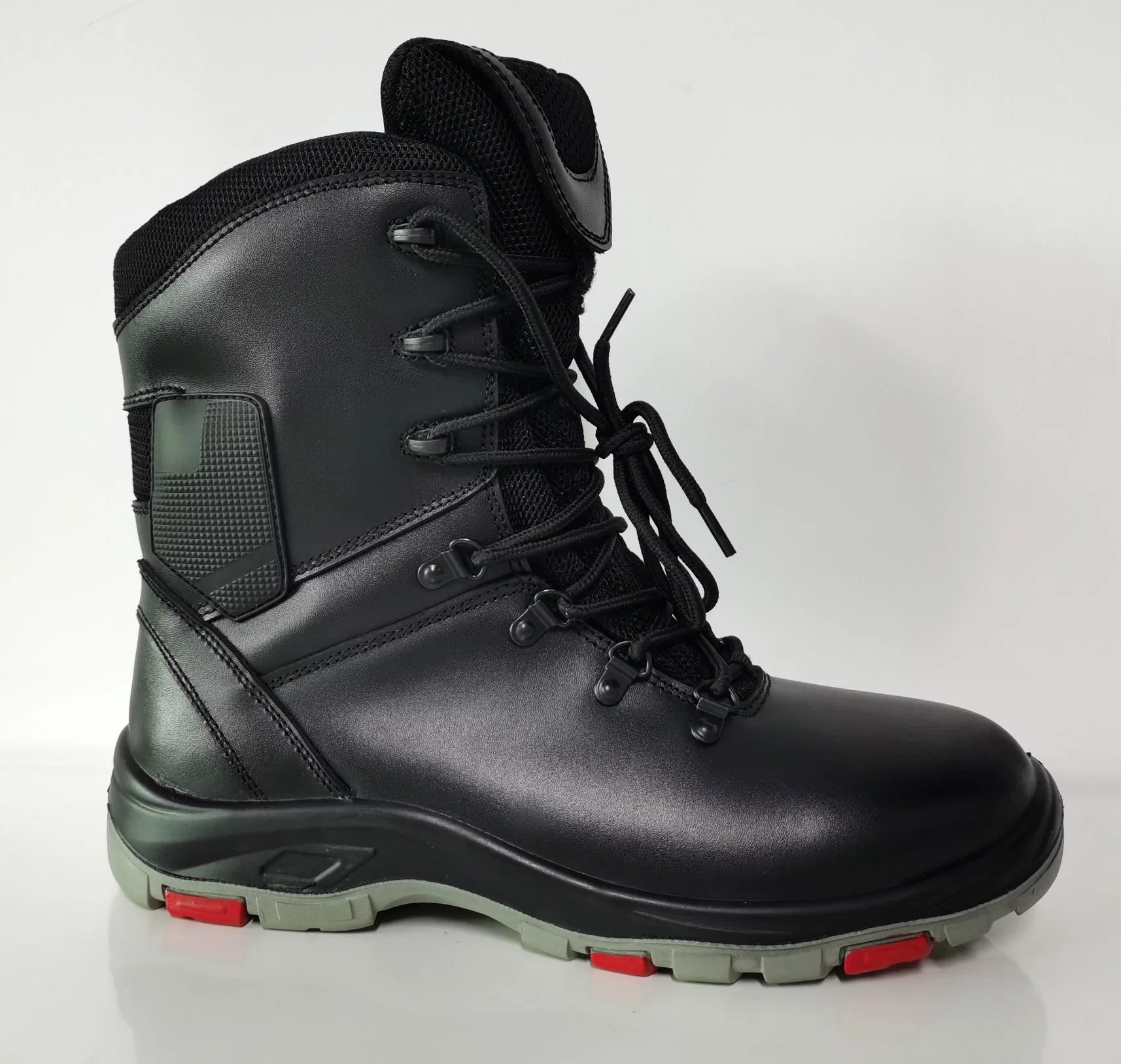 Bota táctica impermeable de cuero de grano completo