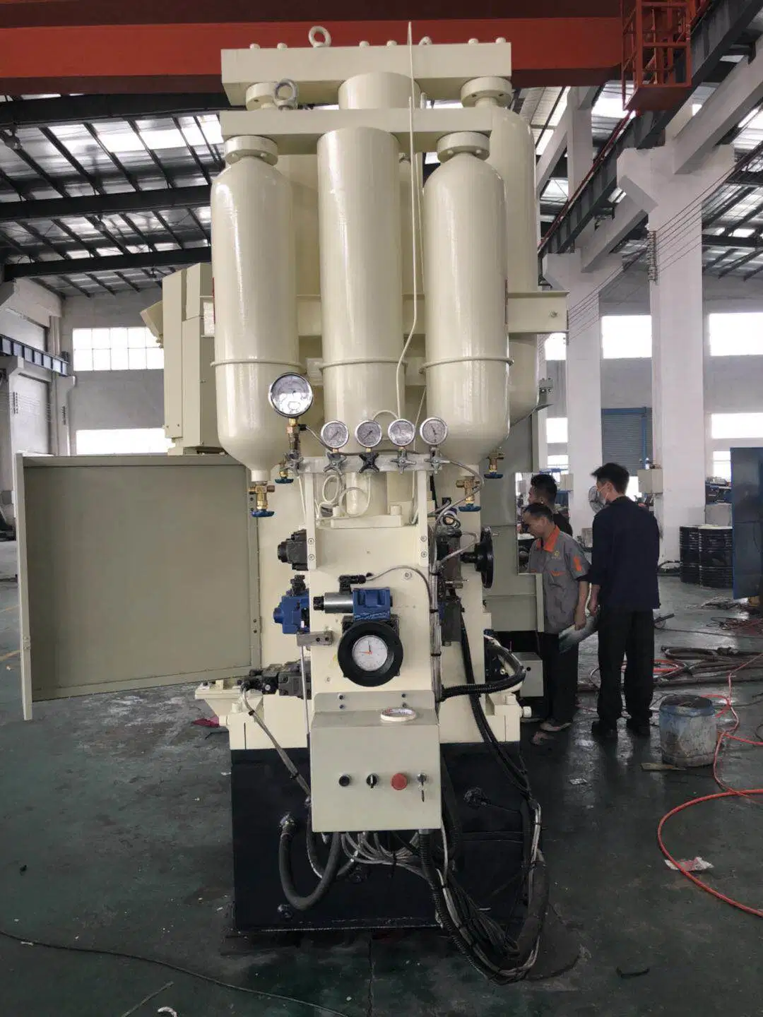 700t Servo Sprayer Die Casting Machine