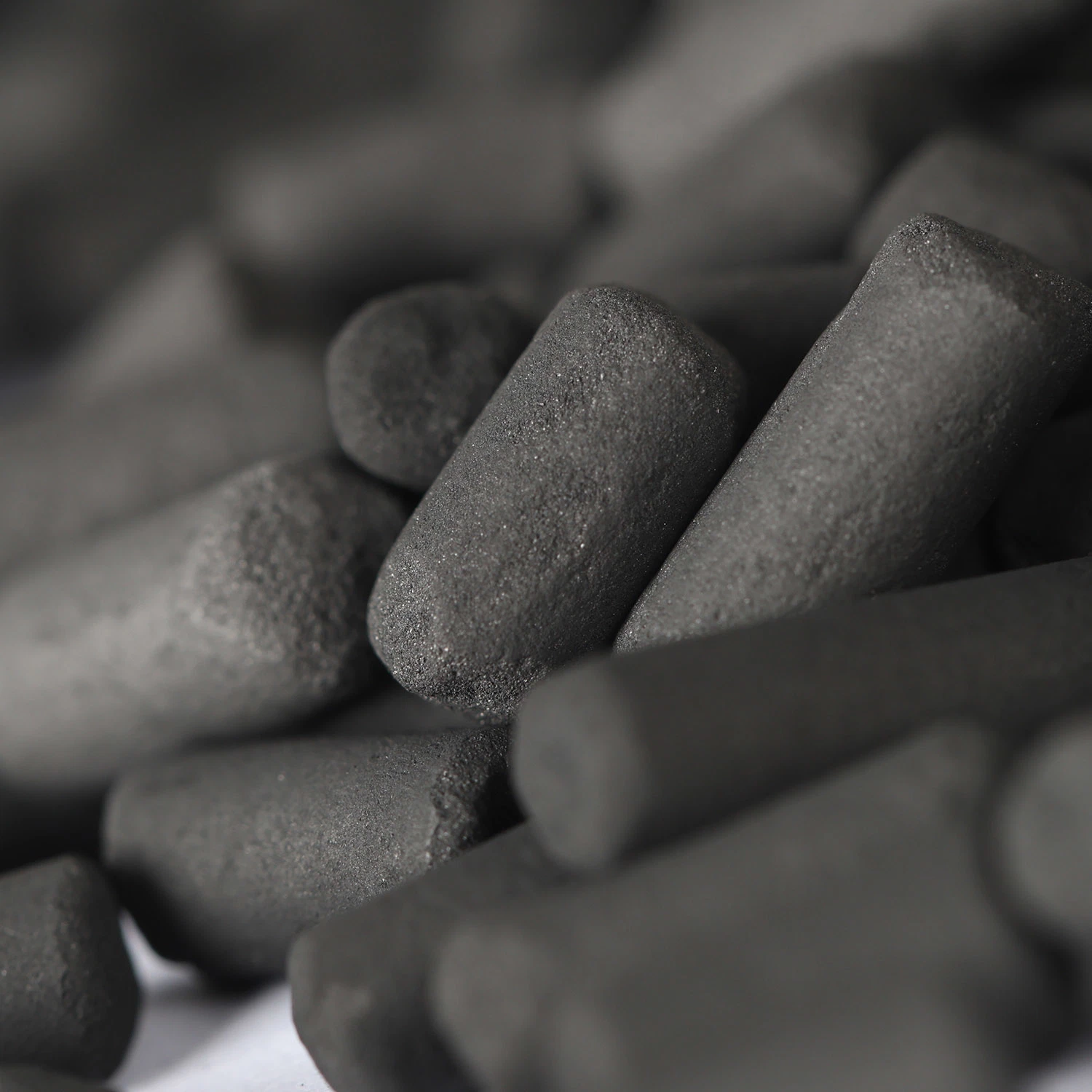 15 Percent Ash Black Coal Columnar Activated Carbon Applied in The Field of Organic Gas Treatment