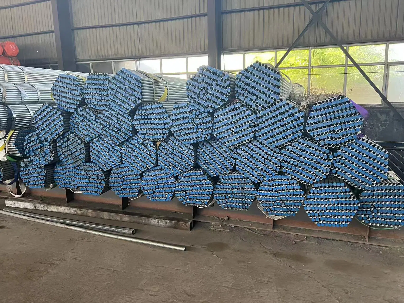 High quality/High cost performance  Gi/Galvanized Steel Pipe and Tube Iron Pipe Steel Tube for Sale