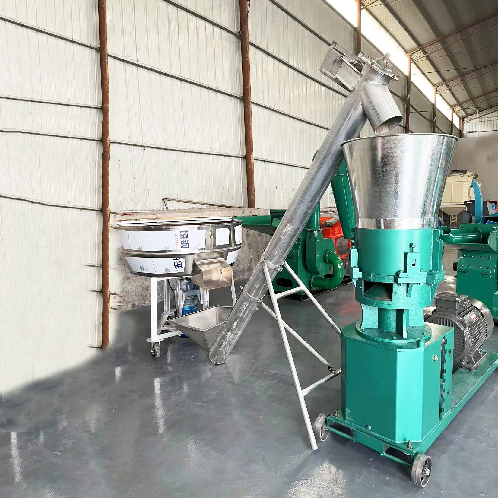 Máquina de procesamiento de piensos para animales Mini Fabricante/Pellet de alimentos para el hogar industrial automatizado Planta de procesamiento de máquinas