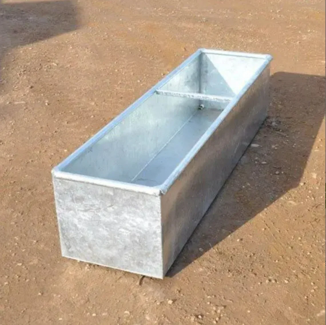 Custom Hot Galvanized Steel 900mm Livestock Drinker/Water Trough with Legs/ Hunging