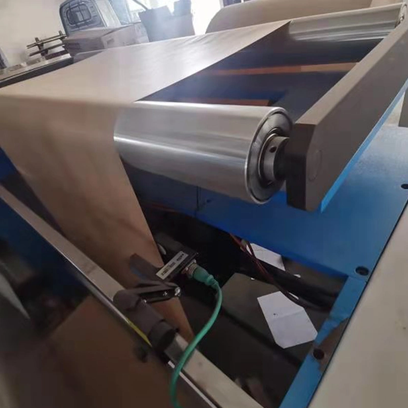 Máquina automática de pelado y rebobinado de papel Kraft Jumbo Roll para Bolsa de papel asa parche Bobbin equipos de fabricación China Precio