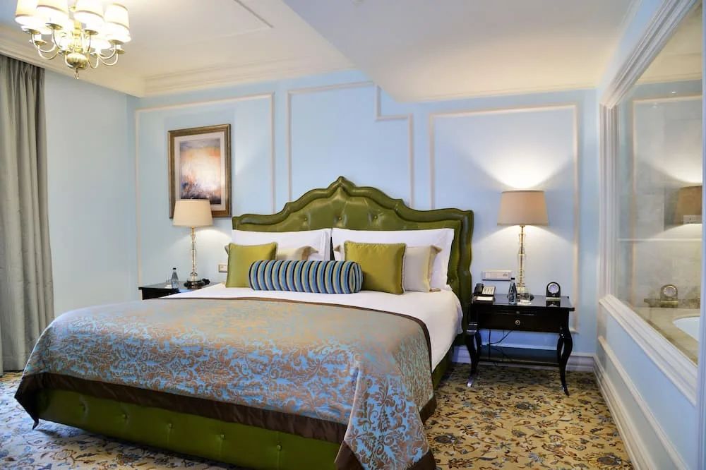 China Hotel 5 Estrellas Dubai mayorista fabricante moderno y lujoso Hotel de 5 estrellas muebles Cama Tamaño King