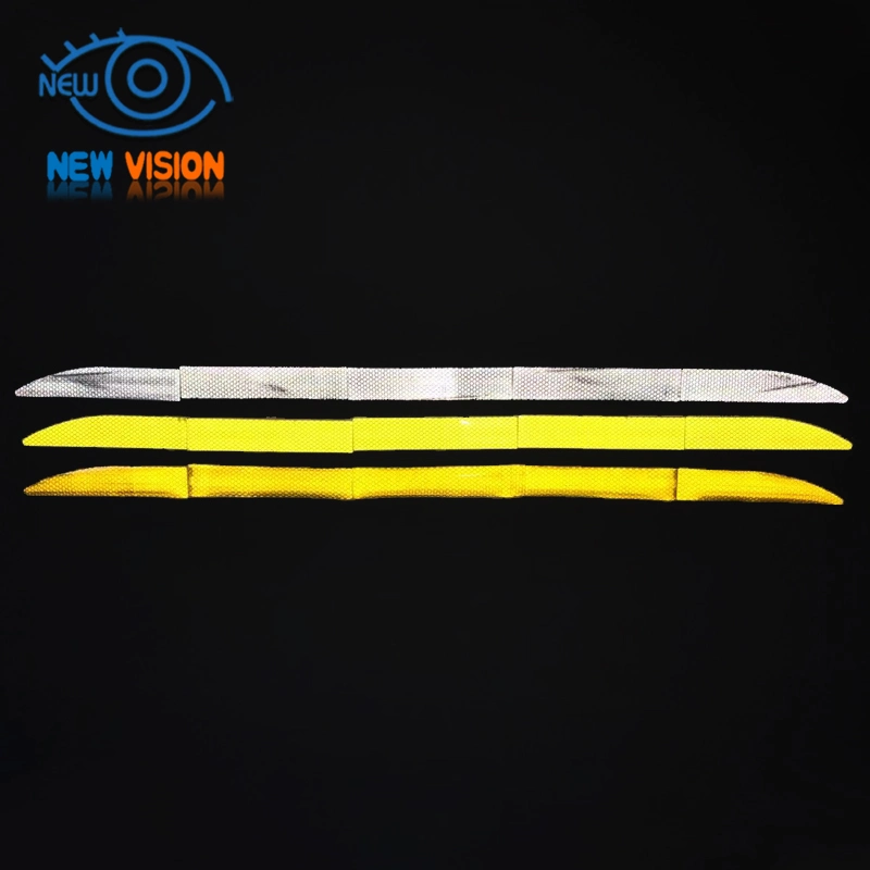 5PCS Car Reflective Sticker Rear Bumper Guard Anti-Scratch Rear Trunk Warning Sticker for Cars Suvs Pickup Trucks Car Tail Reflective Sticker