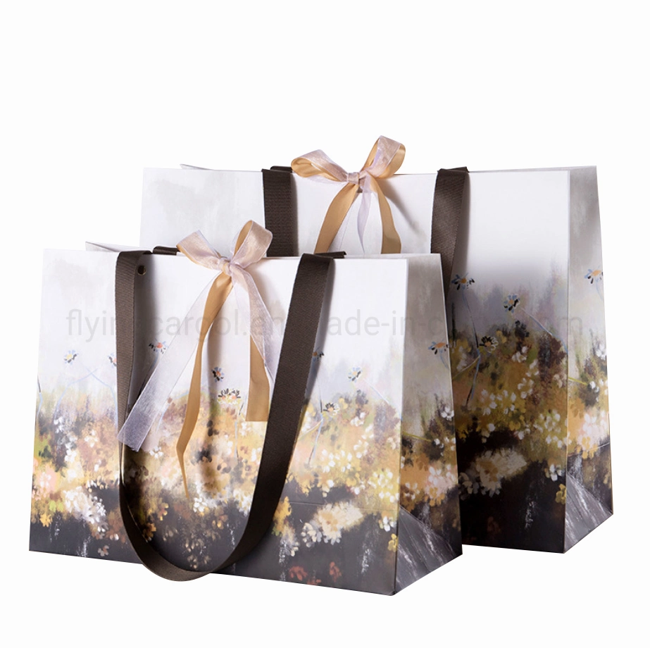 Custom Clothing Shopping Bags Gift Paper Bag Packaging Bag with Handle Luxury Bags for Wedding/Jewelry/Cosmetic