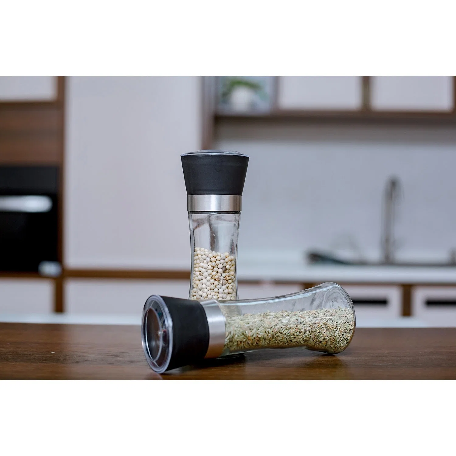 Kitchen Tool Accessory Handheld Portable Manual Salt and Pepper Grinder Mill with 170ml Glass Jar for Pepper