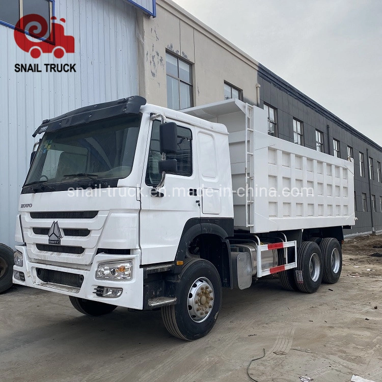 سعر منخفض مستخدم Sinotruk HOWO 6X4/8X4 A7/T7 10/12 Wheeler 336/371/375/420HP شاحنة تفريغ/شاحنة جرار/شاحنة حمولة 18-25 cbm للخدمة الشاقة للبيع