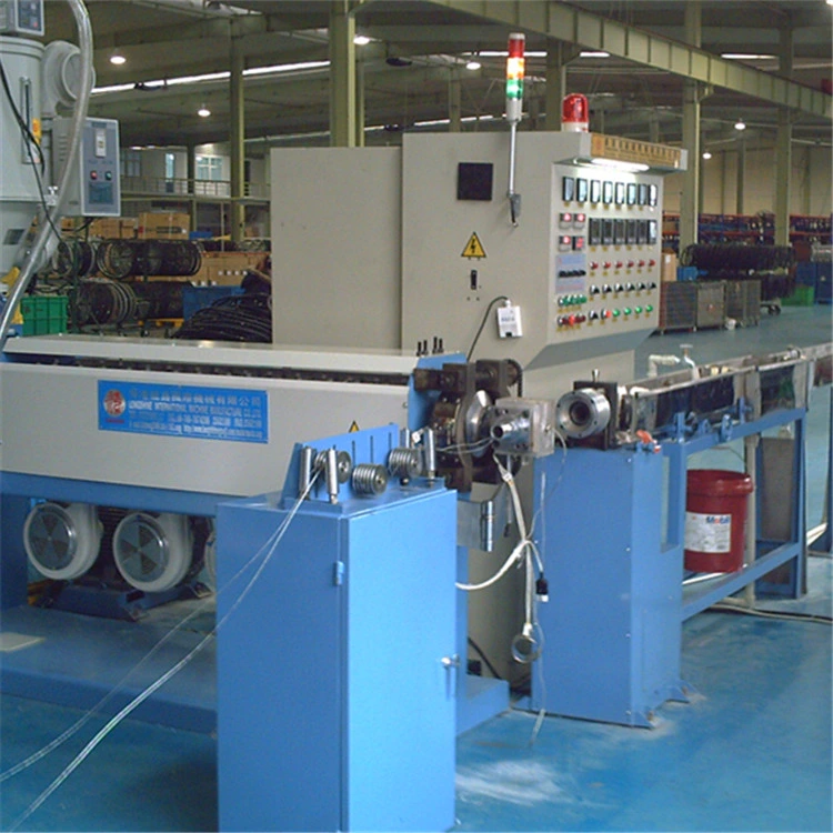 PVC Pipe Production Line Extrusion/Extruder/Extruding Machine