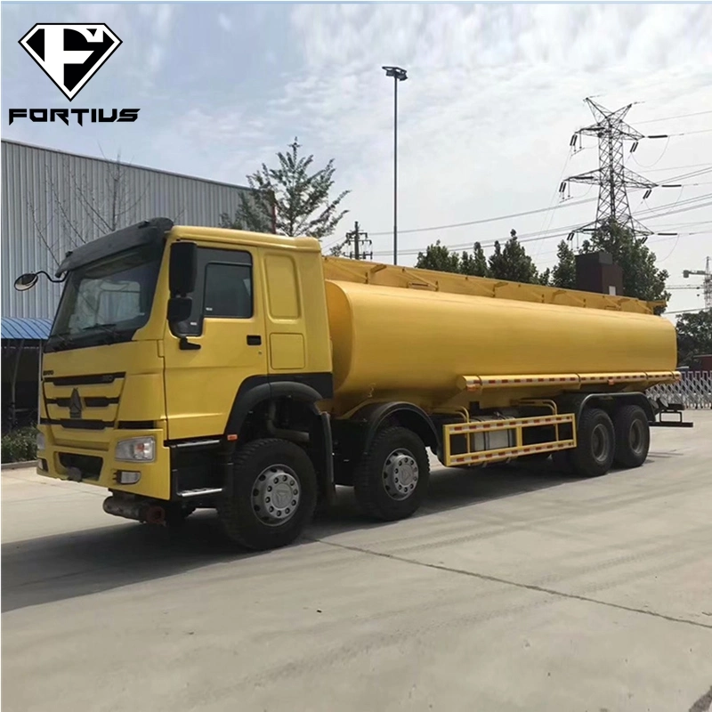 Heavy Duty Truck Sino Truck 8X4 4axles Euor2 Diesel Fuel Oil Truck 45 Cubic Meter with Insulation Coating