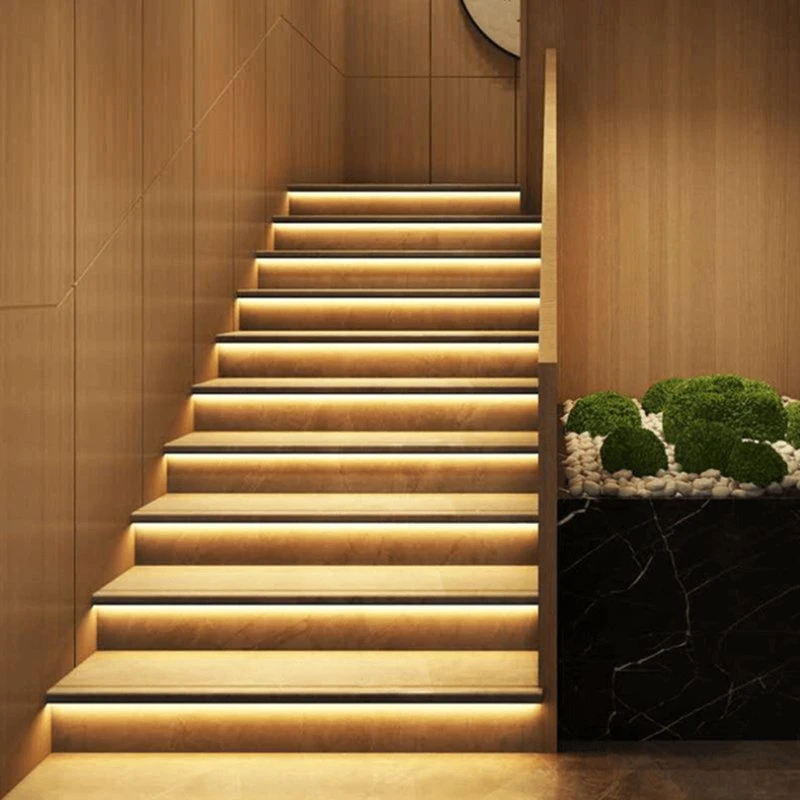 Détecteur de mouvement pour maison intelligente activé par capteur mural pour escalier, éclairage de bande numérique pour escalier, lumière LED pour escalier, éclairage d'escalier, LED d'escalier.