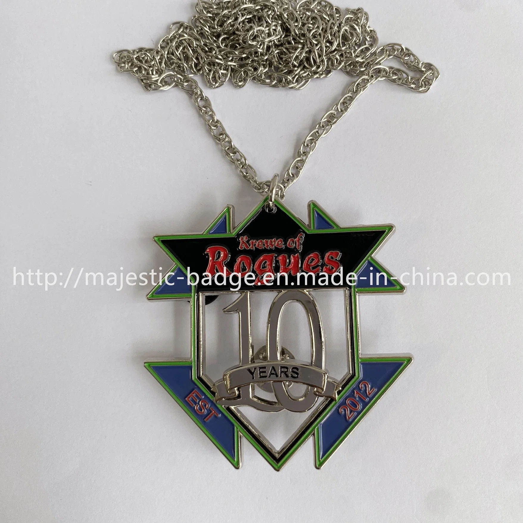 Customized Silver Plated Soft Enamel Necklace Pendant Pins