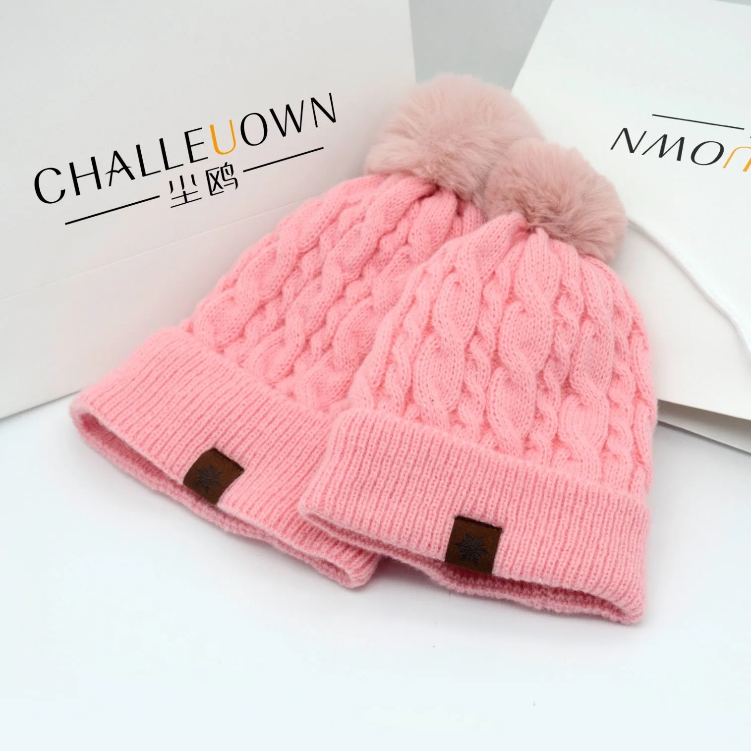 Fashion Polyester Cable Knitted Beanie Hat with Faux Fur Pompom