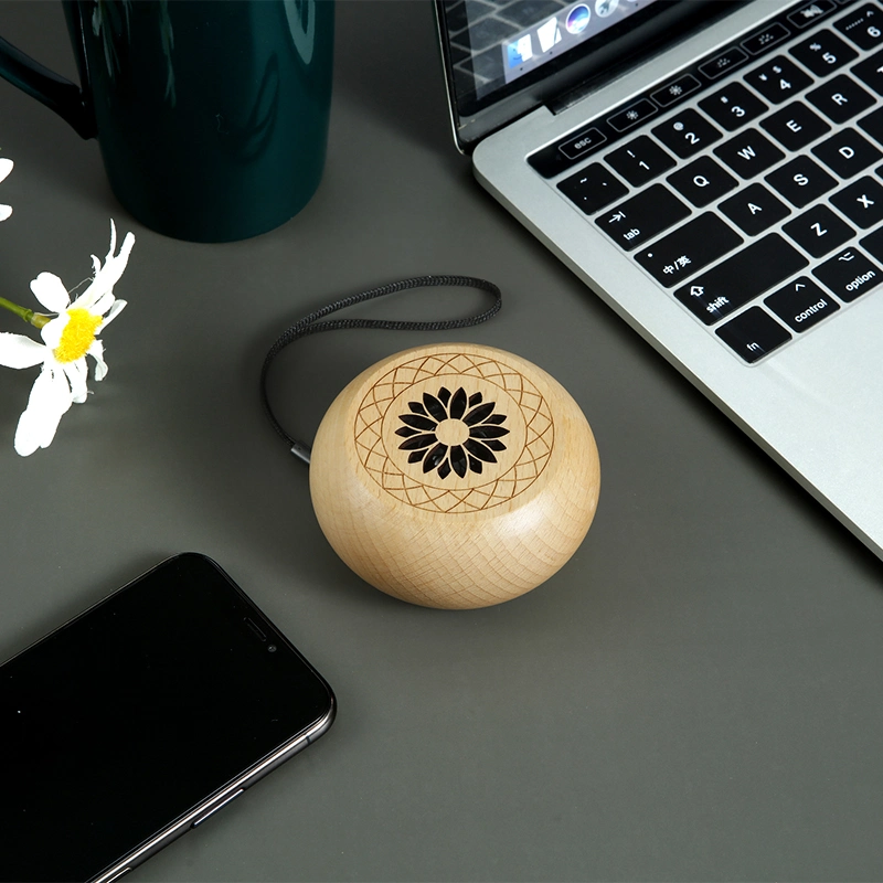 Factory Discount Price Wooden Mini Round Wireless Bluetooths Speaker