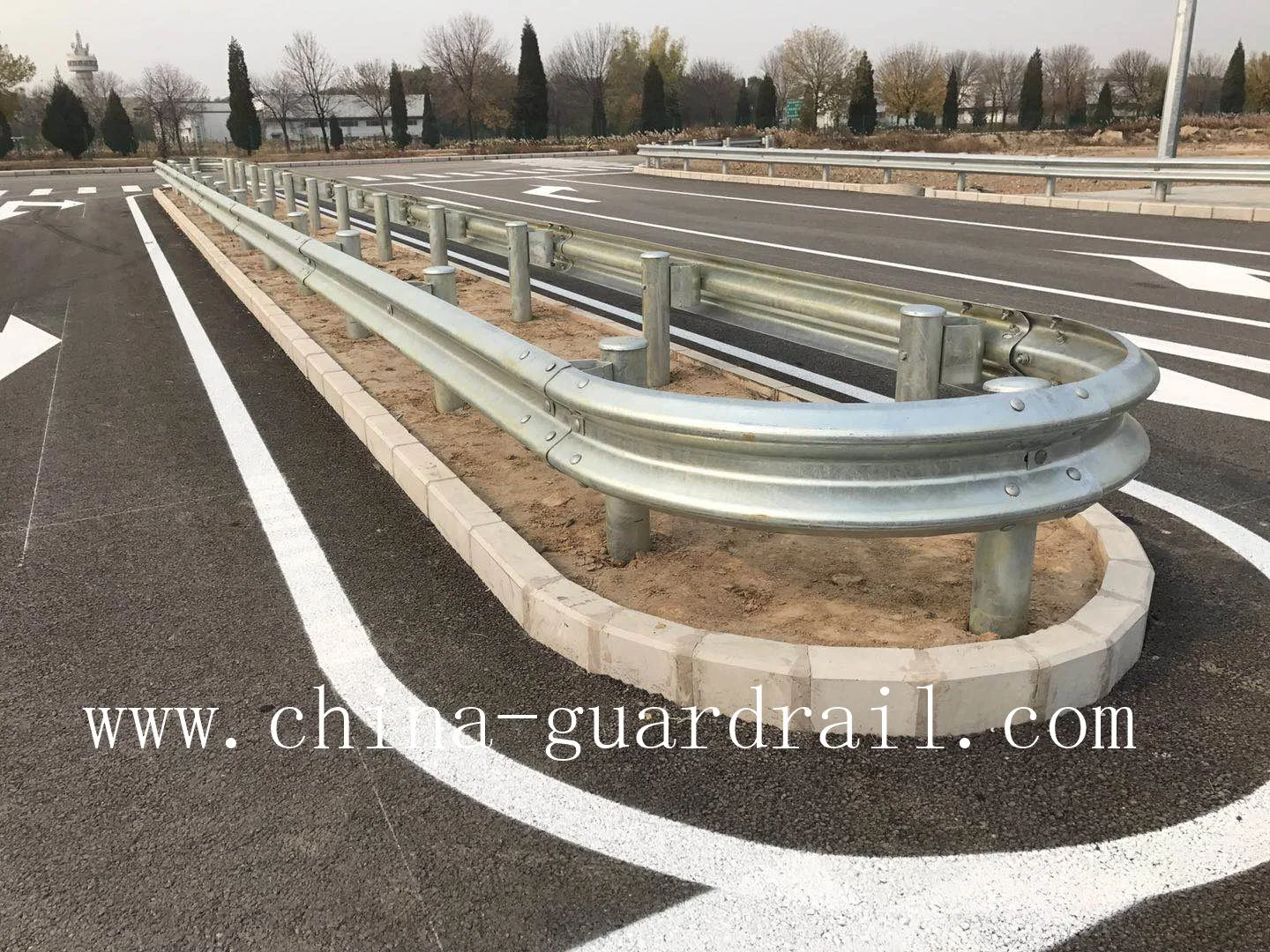 Highway Guard Rail Hersteller Defensas Viales Straßenverkehrssicherheit