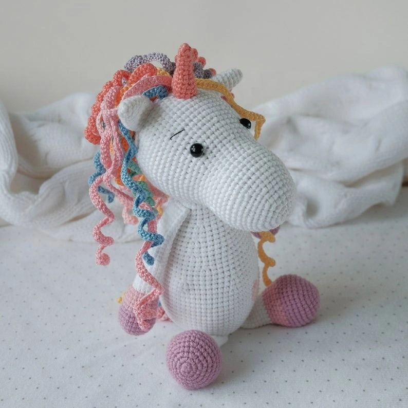 Neues Design Custom Baby Stofftier Weiche Häkeln Handgefertigte Spielzeug Plüschtier Einhorn