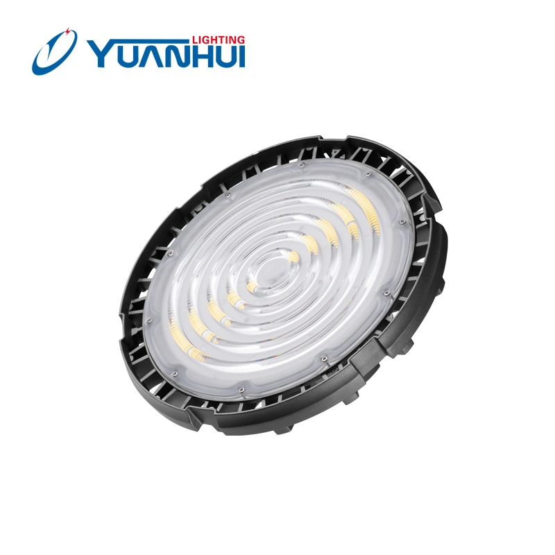 100W 150W 200W Boîtier industriel à LED avec lentille en métal IP65 66 Luminaire linéaire UFO High Bay Light