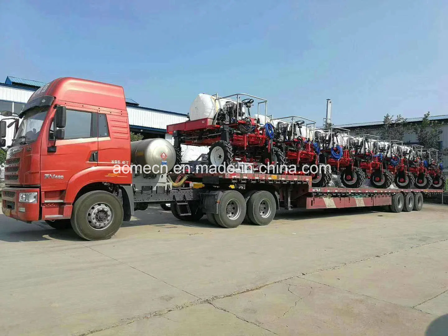 Self- Propelled Sprayer Machine Large Agricultural Tractor Boom Sprayer for Corn