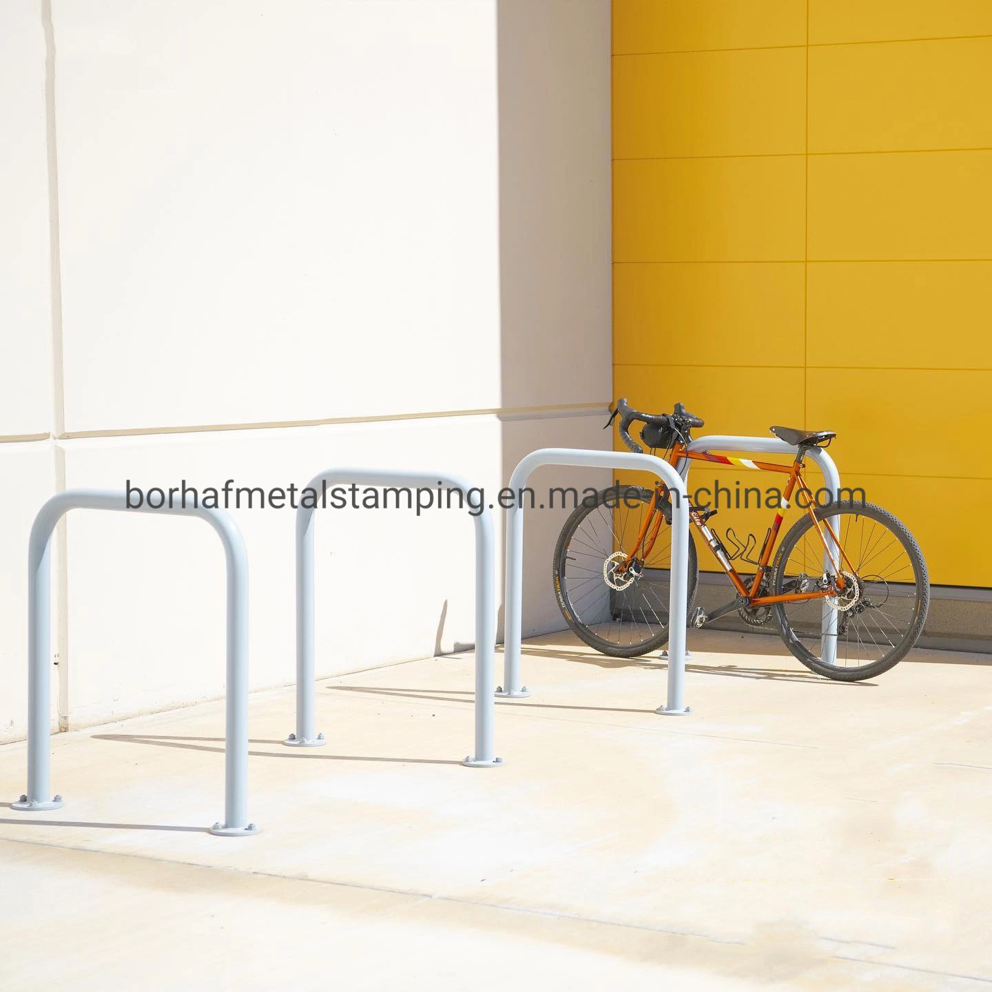 Chinesische Fabrik Metall Laser Schneiden Teile Fahrrad Lagerung Rack Schwarz Power Coated Finish U-Form Wand Fahrrad-Rack montiert Regale Lagerungslösung für Fahrräder
