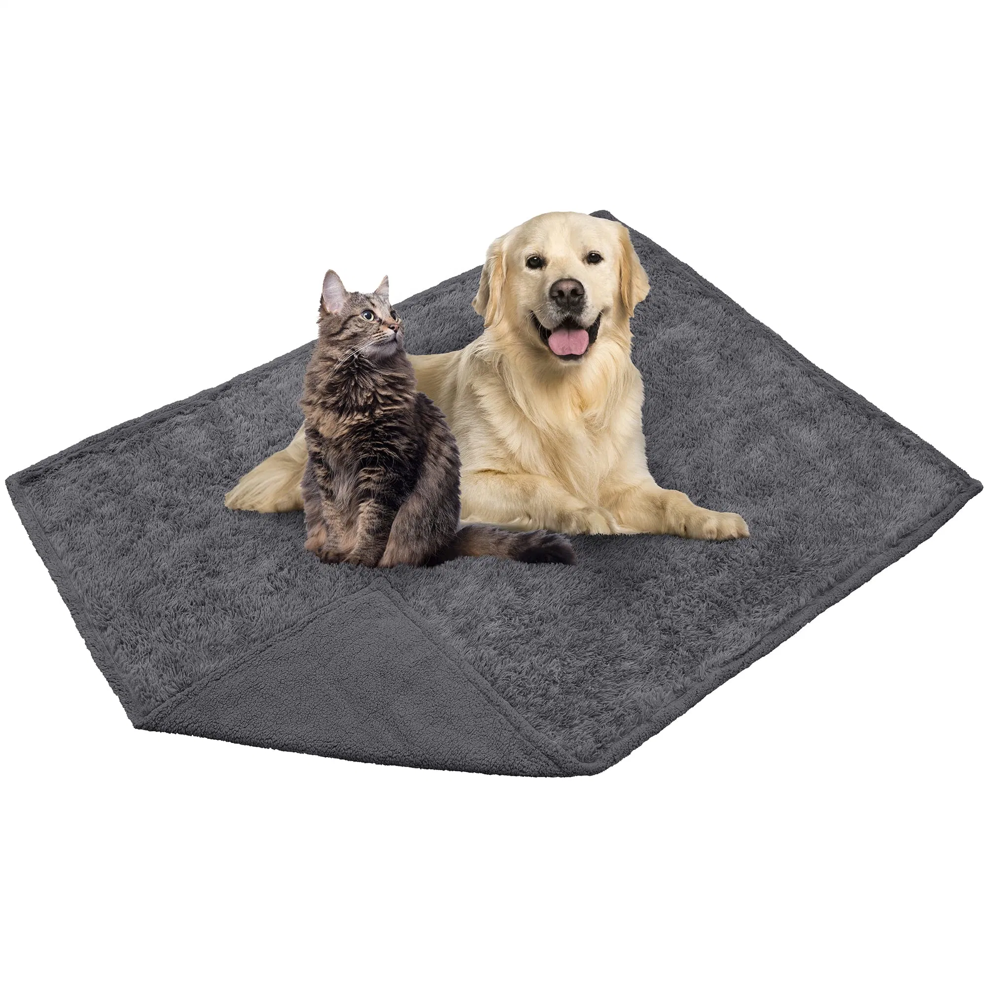 Waterproof Polyester Fur Dog Blanket 2022 Plush Pet Blanket