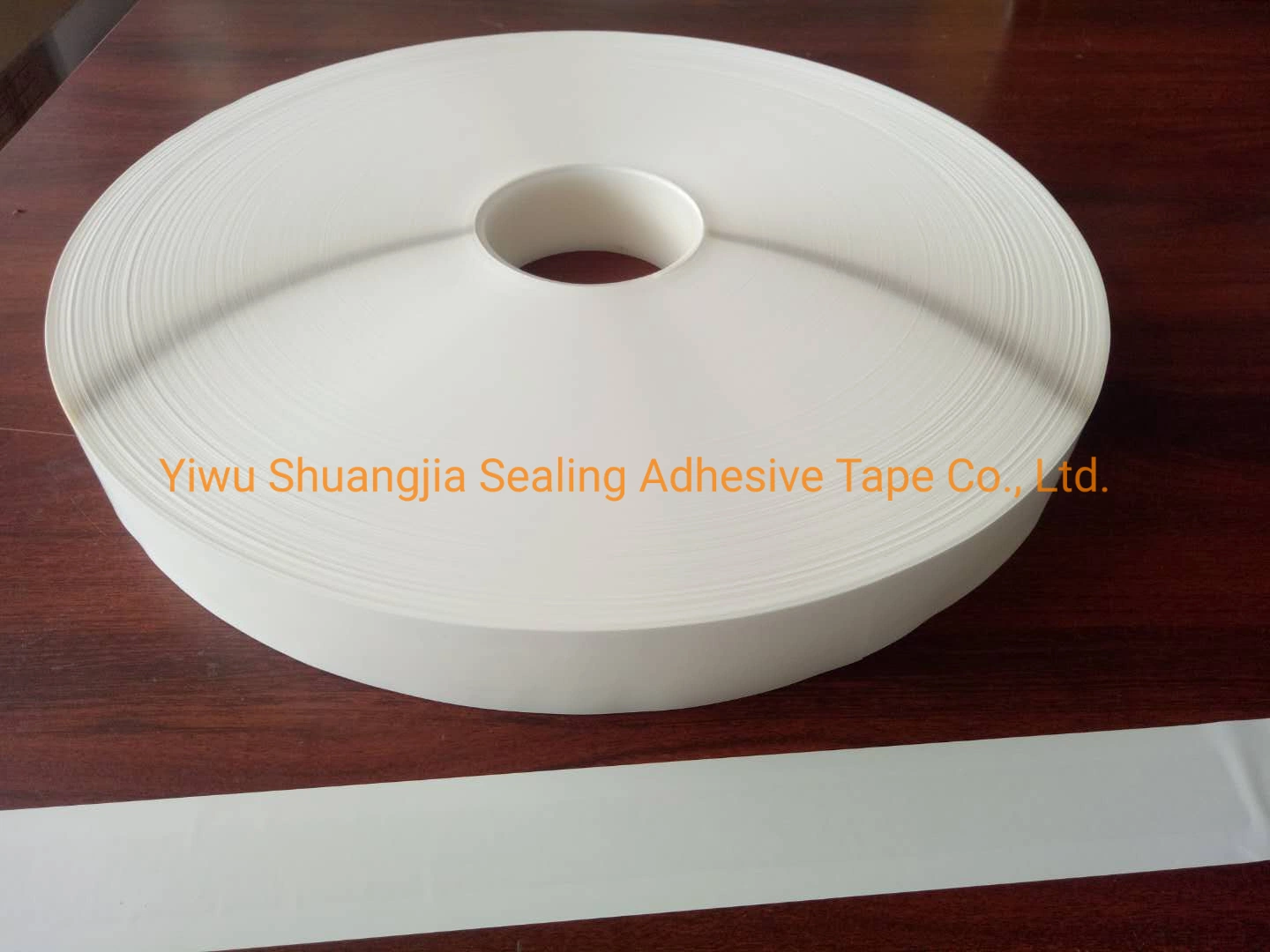 36mm Strong Hot Melt Adhesive Permanent Bag Sealing Tape for Courier Bags