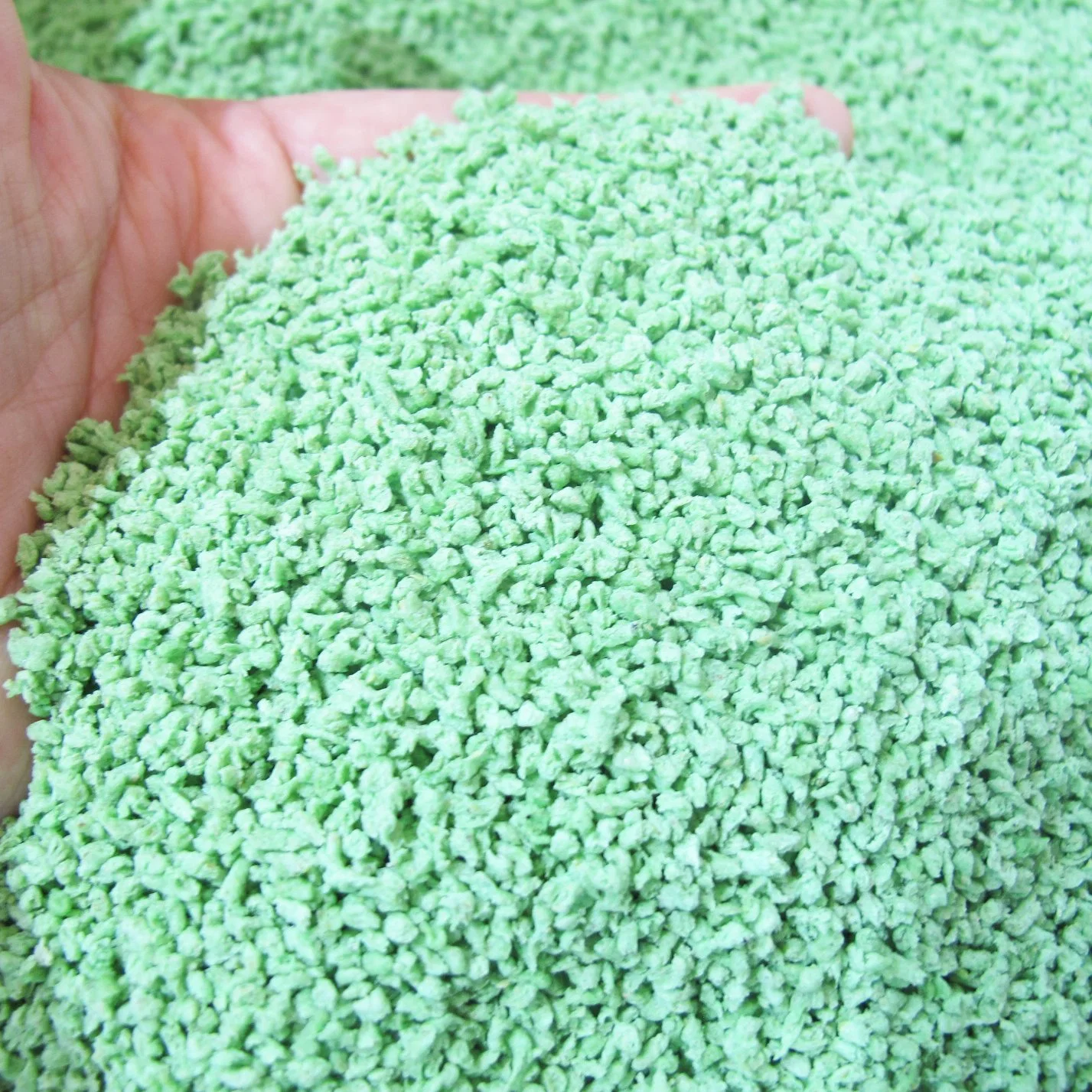 Natural Soybean Plate Fiber Flushable Soluable Clumping Green Tea Scent Crushing Cat Pet Products