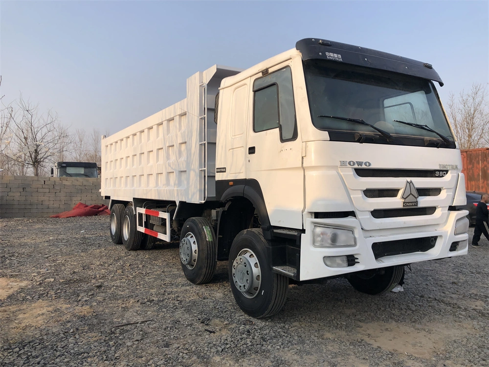 Segunda Mano Sinotruck HOWO utiliza 371HP 375CV HOWO 10 ruedas los neumáticos de 12 Volquete Camión Volquete 8X4 6X4 con buenas condiciones para África