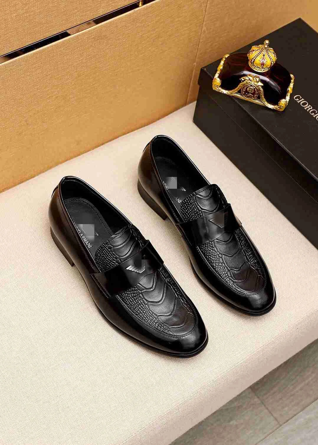 New Style Loafers British Retro Business Casual Men&prime; S Shoes Luxury Men Shoes Clutch Shoes Men Shoes Designer Shoes Fashion Shoes