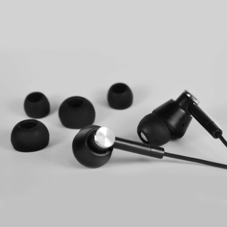 Mobile Phone Wire-Controlled Headset Metal Subwoofer Computer PC Headset in-Ear Sports Headphones Earphone for Android