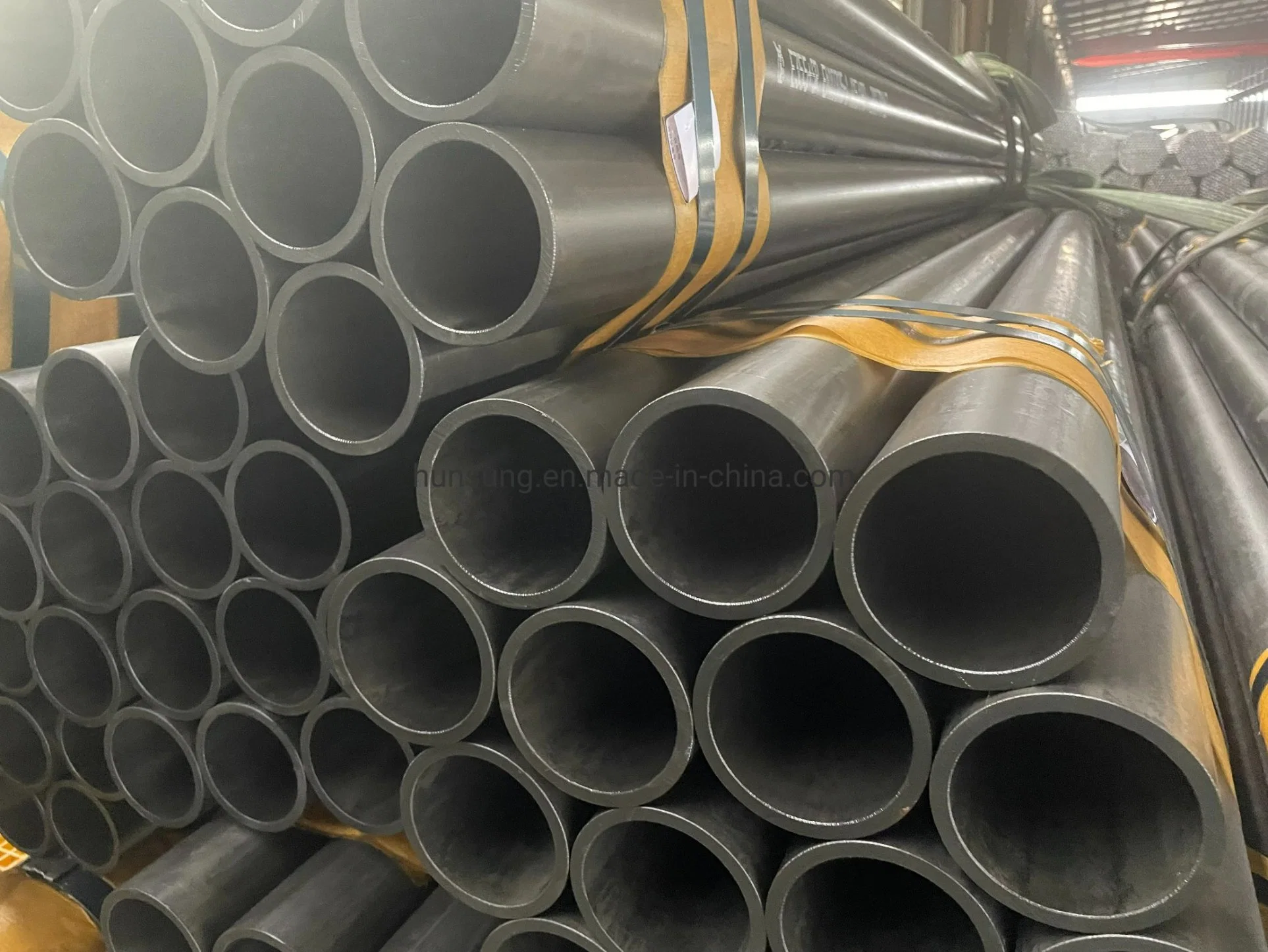 High Precision AISI 52100 DIN 100cr6 JIS Suj2 GB Cr15 Bearing Pipe Tube Od 146mm Cold Rolled or Cold Drawn Seamless Steel Pipe Tube