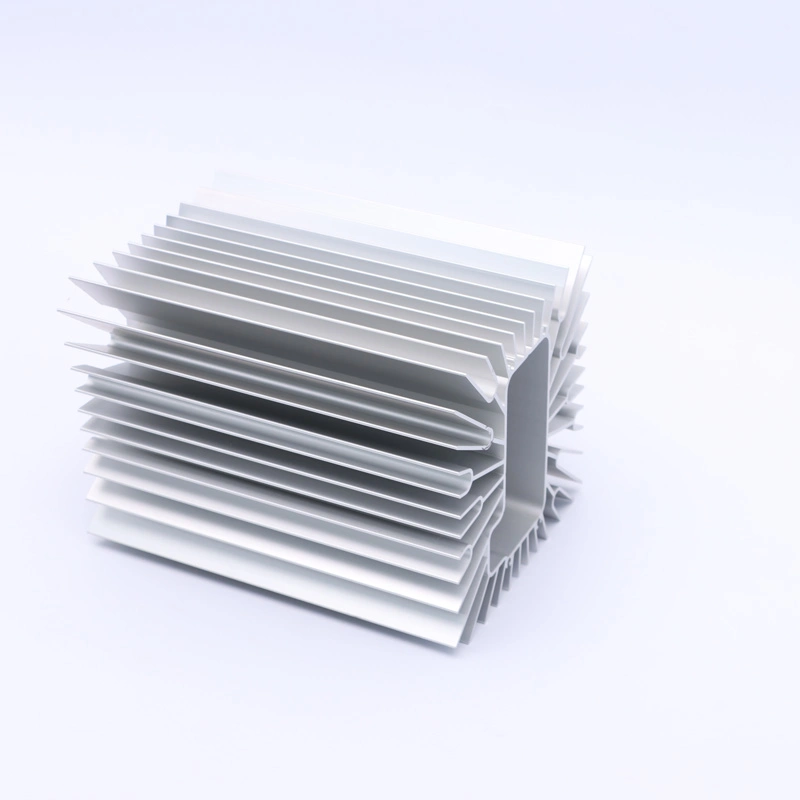 6063 Aluminium Extrudierte Platte Heizkörper Verarbeitung Custom / Rippenrohr Aluminium Heizkörper / Heizung Aluminium-Legierung Kühler Aluminium-Extrudierter Kühler